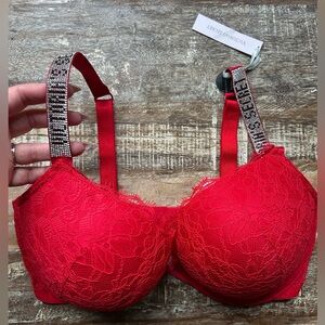 NWT Victoria's Secret Bombshell Bra 💋